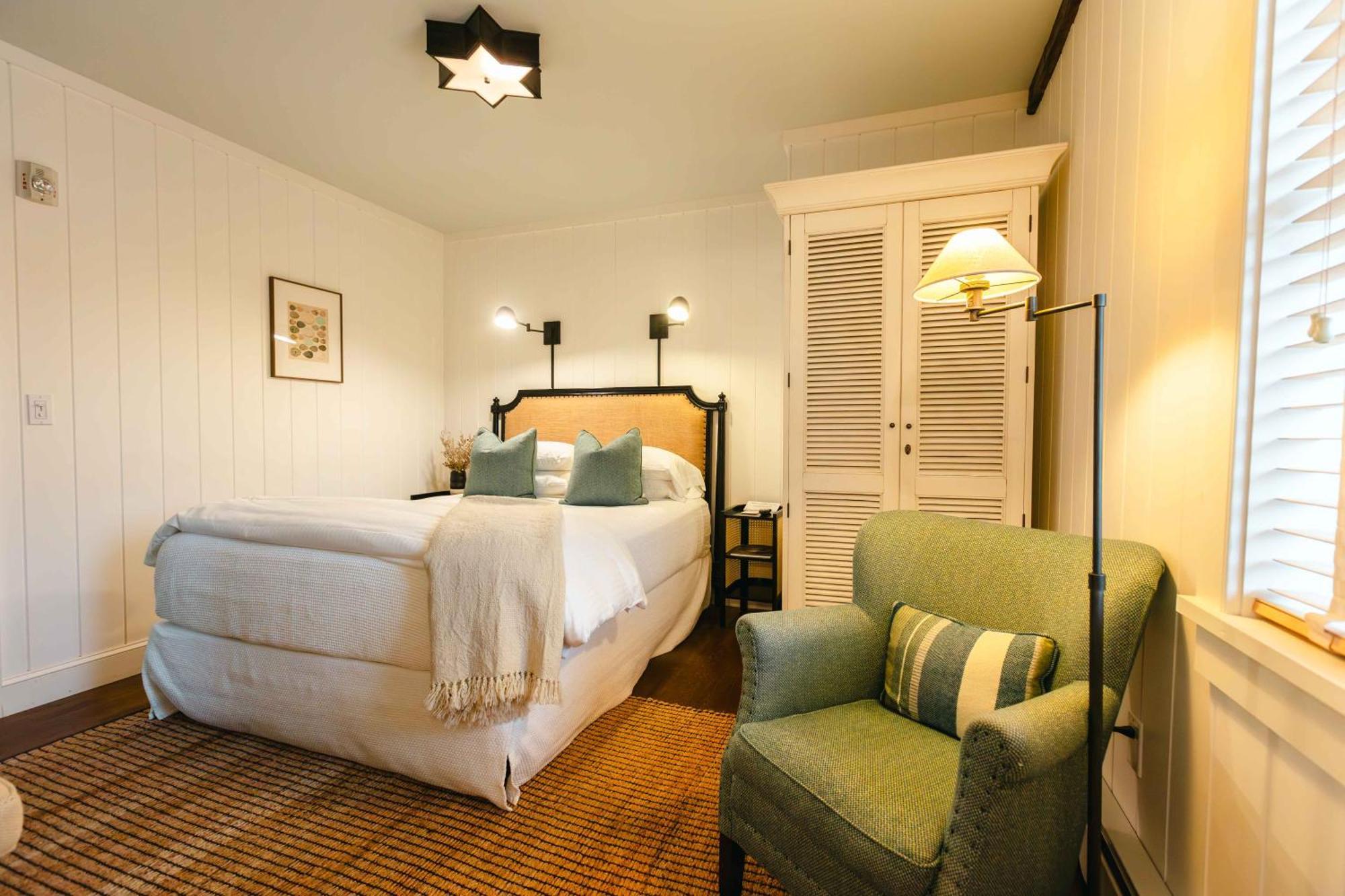 Hill Farm - Manchester 3*
